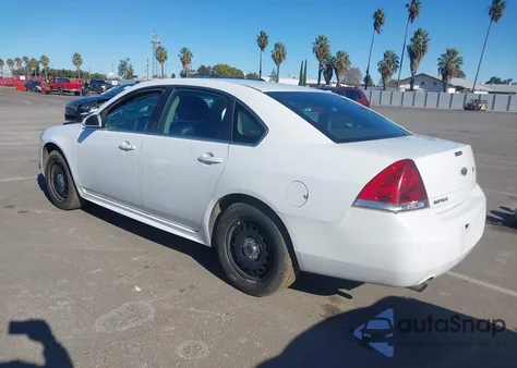 2014 Chevrolet Impala Limited Police z USA, uszkodzony, nr VIN 2G1WD5E37E1113186